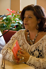 daniela-che-legge-inanna